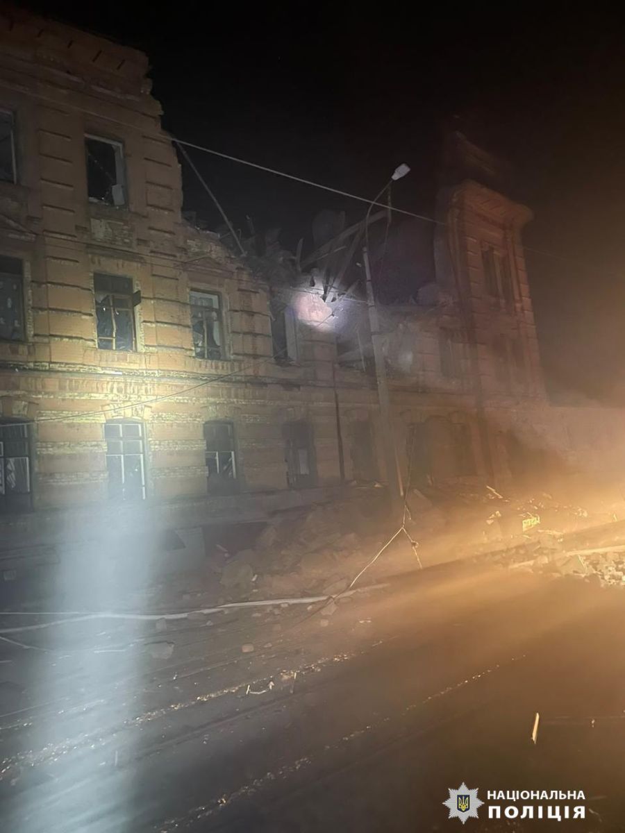 Новини Харкова: 10 російських безпілотників вдарили вночі по цивільній інфраструктурі